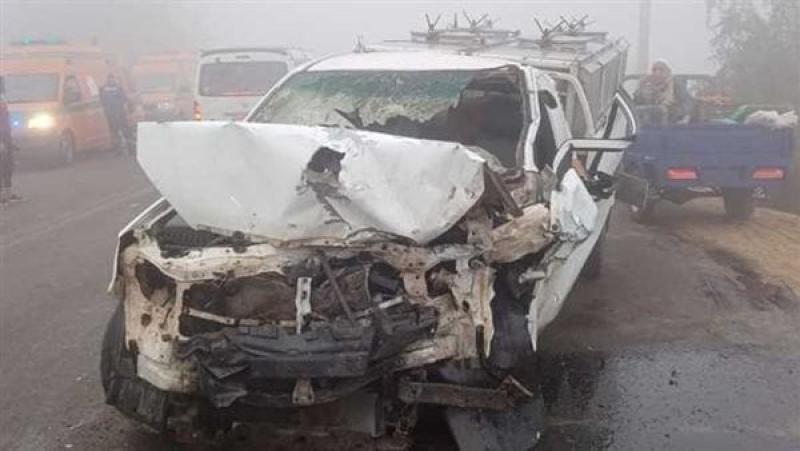 إصابة 12 شخصا في انقلاب سيارة ربع نقل بالمنيا