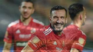 هاني حتحوت: علي معلول يتلقى...