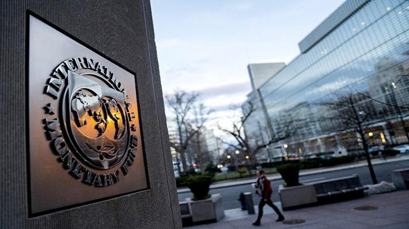 صندوق النقد الدولي يعلن تراجع الاعتماد على الدولار عالميًا