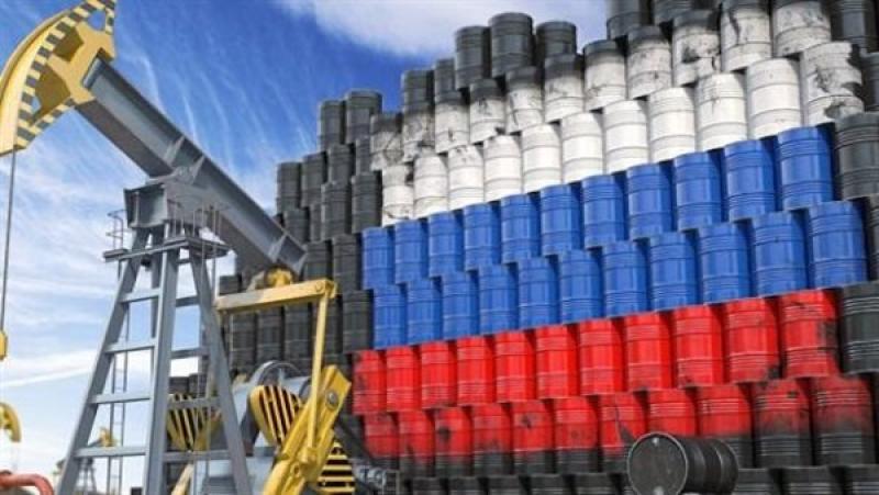 بوتين: انخفاض إنتاج النفط الروسي يرجع إلى الالتزام باتفاقيات ”أوبك+”