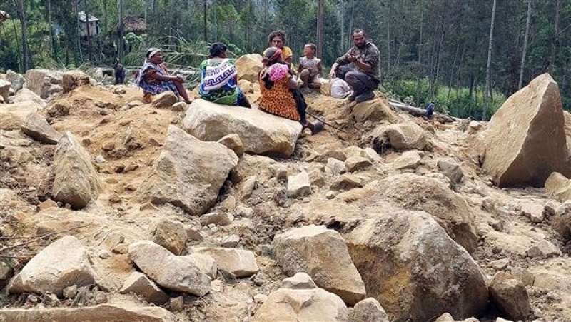 بابوا غينيا الجديدة تطلب المساعدة للتعامل مع الانهيار الأرضي في مقاطعة إنجا