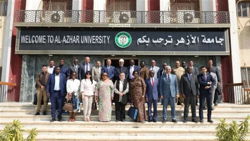 رئيس جامعة الأزهر يستقبل وفد اتحاد الجامعات الإفريقية ويشيد بدعم الإمام الأكبر لدول القارة