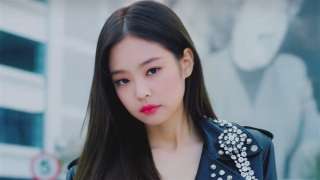 جيني من فرقة Black Pink...