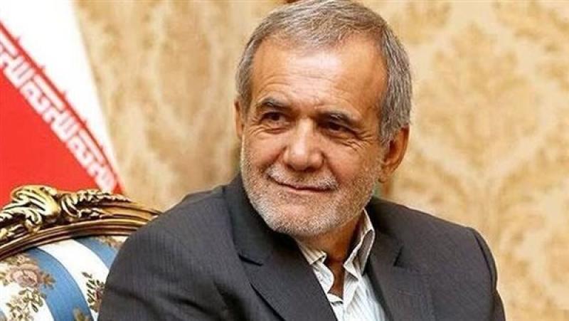 الرئيس الإيراني: مستمرون في دعم المقاومة بالمنطقة بتوجيهات من المرشد
